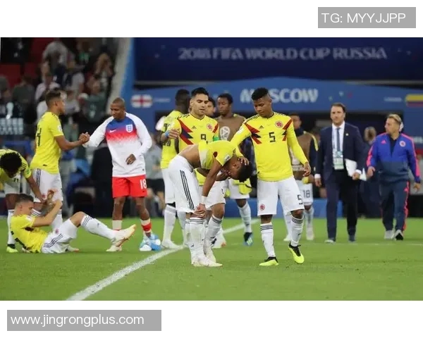 伊朗与乌拉圭足球友谊赛精彩对决展现两国足球风采与实力较量 伊朗与乌拉圭足球友谊赛精彩对决展现两国足球风采与实力较量